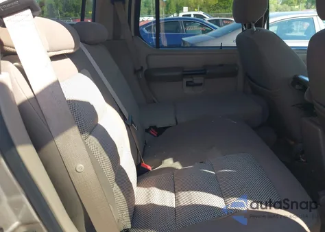 2004 Ford Explorer Sport Trac Adrenalin/Xls/Xlt z USA, uszkodzony, nr VIN 1FMZU77K84UB42473